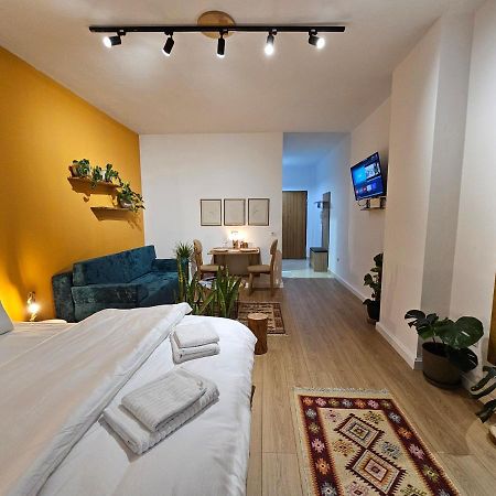 Vibe Studio Apartment ติรานา ภายนอก รูปภาพ