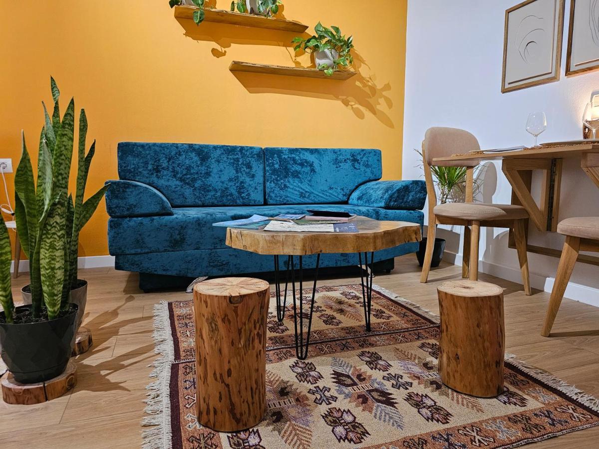 Vibe Studio Apartment ติรานา ภายนอก รูปภาพ